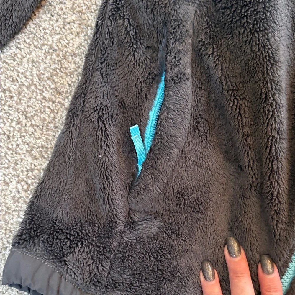 The North Face Fleece Jacket - Charcoal and Teal Youth XL or Ladies S-M - Picture 6 of 7